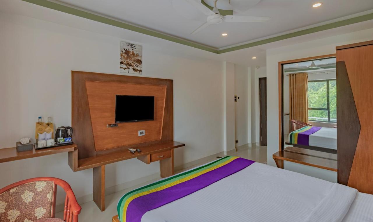Treebo Premium Palmyra Milford, 2 Km From Alleppey Beach Alappuzha ภายนอก รูปภาพ