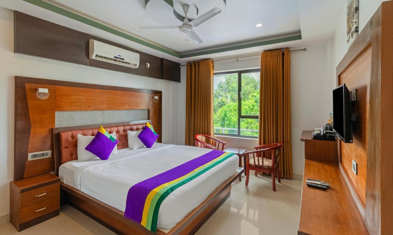 Treebo Premium Palmyra Milford, 2 Km From Alleppey Beach Alappuzha ภายนอก รูปภาพ